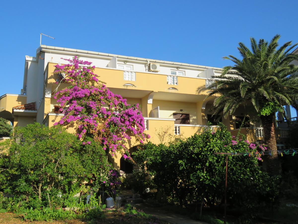 Apartments Palma Novalja Εξωτερικό φωτογραφία