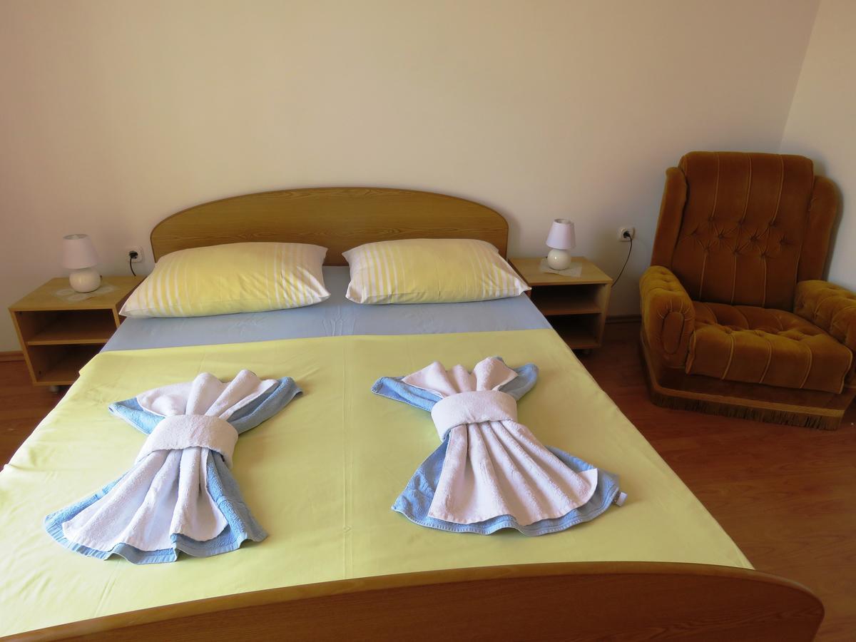 Apartments Palma Novalja Εξωτερικό φωτογραφία